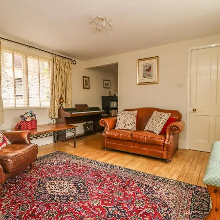 Humpty Dumpty Holiday home Cawood